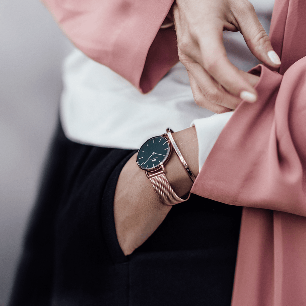 DW Petite Melrose Black Rose Gold Watch