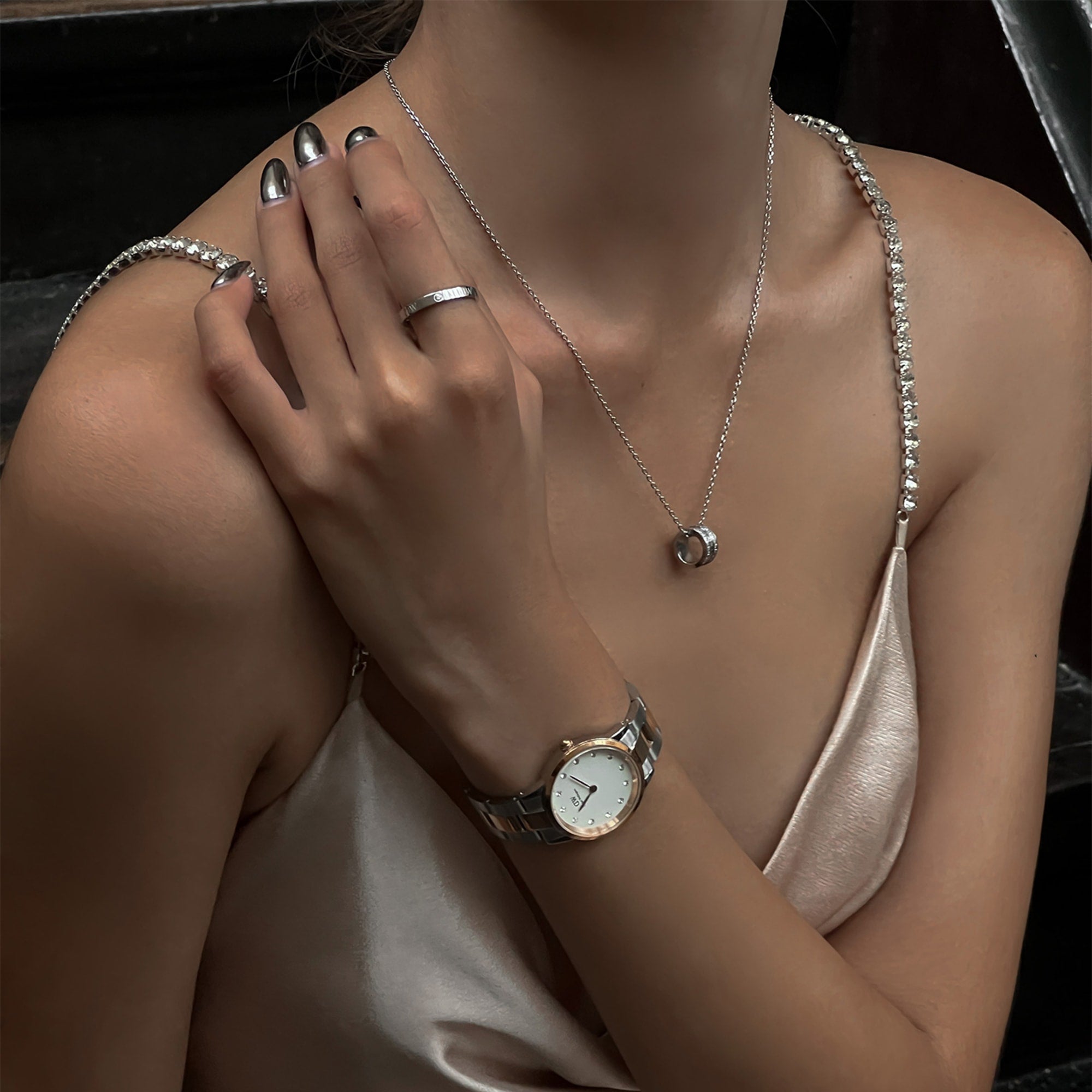 DW Iconic Link Lumine Rose Gold Watch