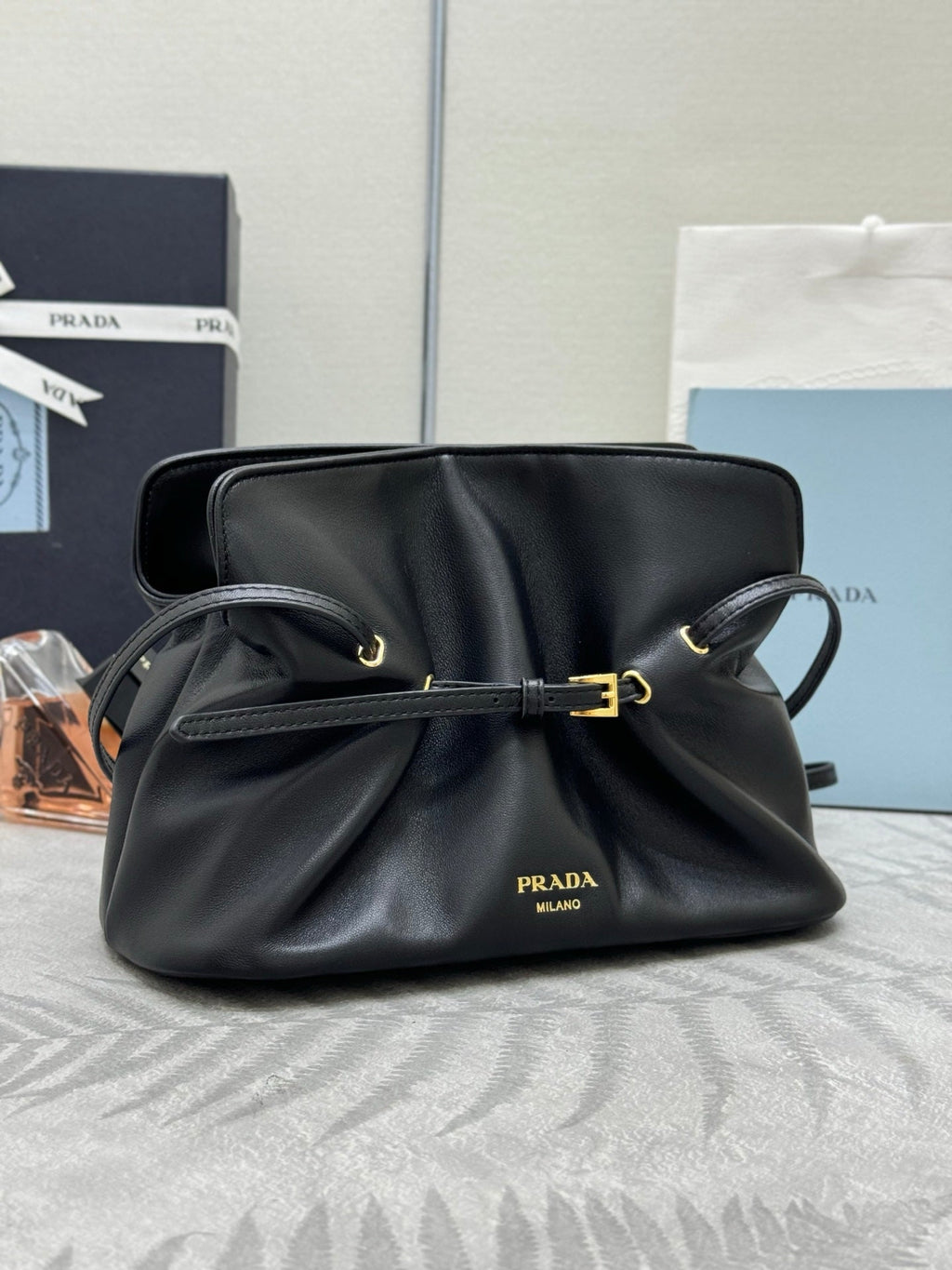 PRADA 25S SMALL BAG 25 IN BLACK CALFSKIN GOLD HARDWRE