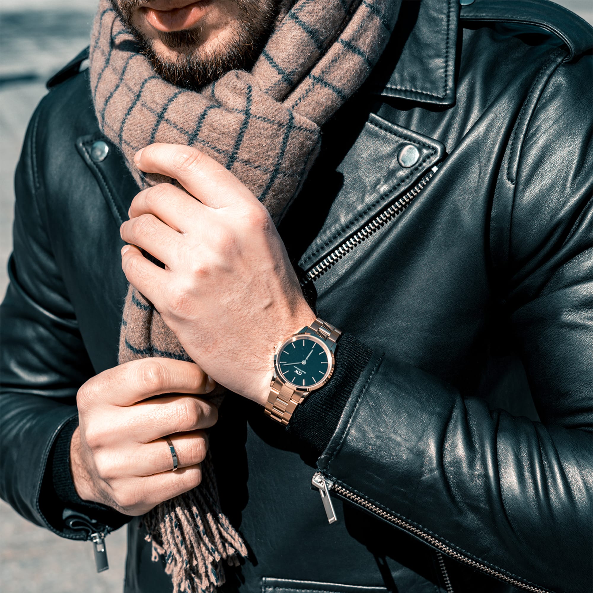 DW Iconic Link Black Rose Gold Watch